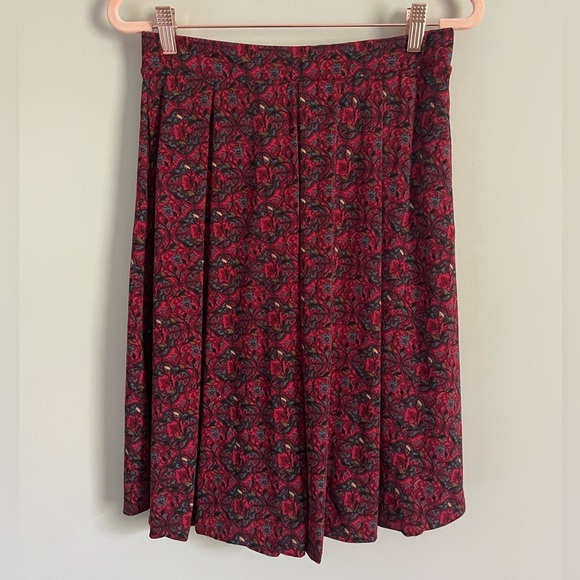 Lularoe Madison Skirt with Dark Toned Vine Pattern - Picture 1 of 8